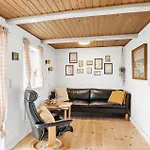 2 Bedroom Stunning In Ferienhaus *